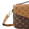 👜